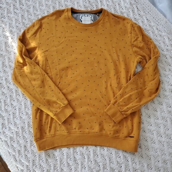 Denim & Flower Ricky Singh Gold Striped Crewneck Sweatshirt- New Without Tags - Picture 1 of 9